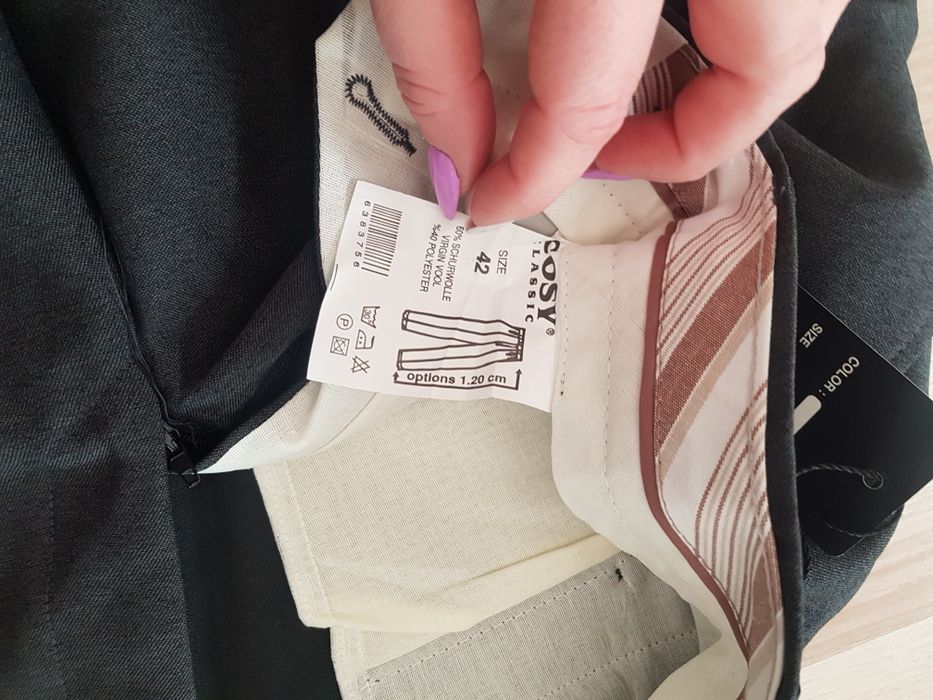 Pantaloni de costum barbatesc