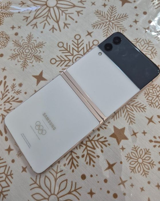 Samsung Z FLIP 3 Olympic game edition