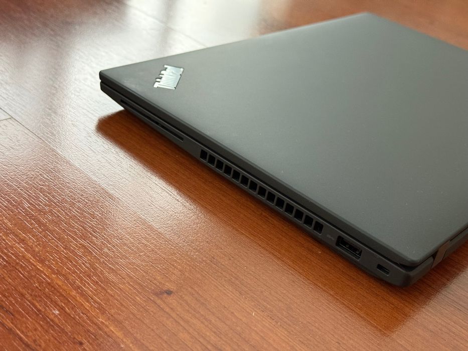 Лаптоп 14’ FHD+IPS Core i7-1270p Lenovo Thinkpad P14s g3  Nvidia T550 32GB DDR4 1TB SSD