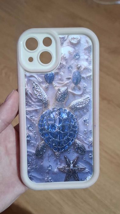 Калъфи за iPhone 13