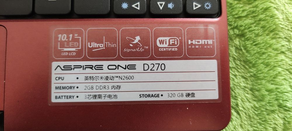 Нетбук Acer Aspir One D270