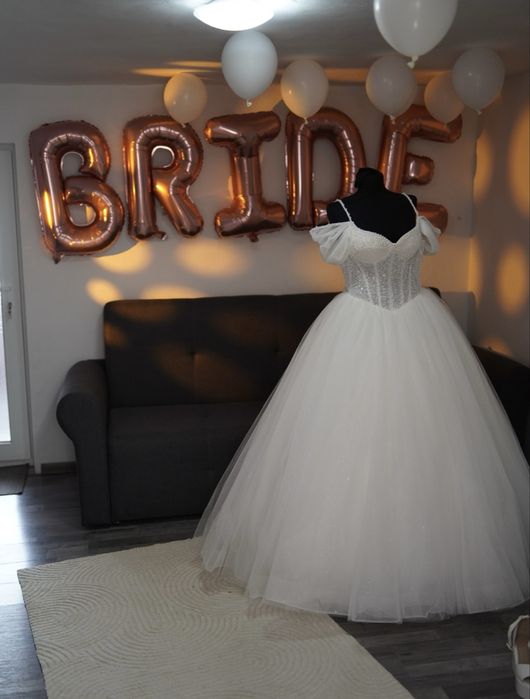 Rochie mireasa tip printesă