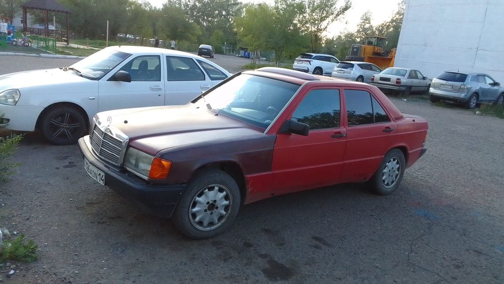 Продам Мерседес 190