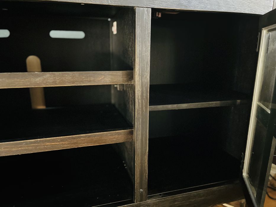 Тв шкаф/ дървена тв секция