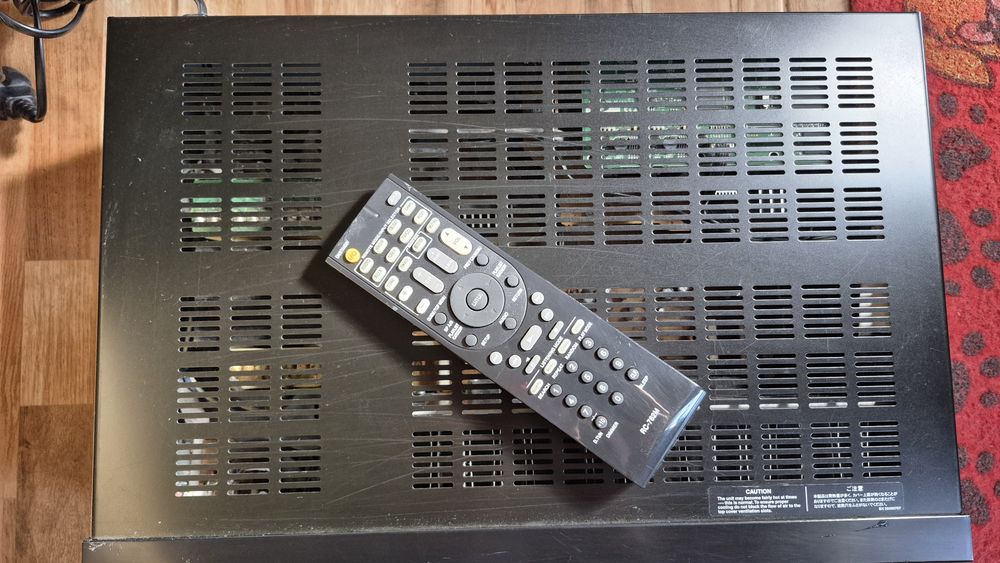 Sistem audio Onkyo HT-R538 + boxe Akai