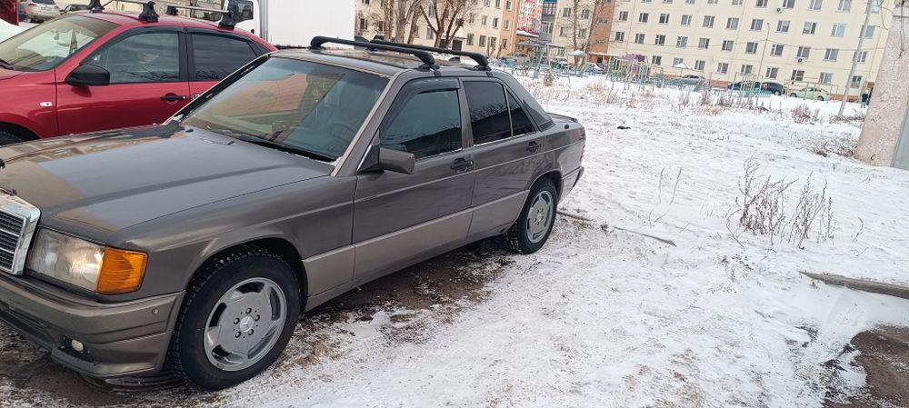Продам Мерседес 190