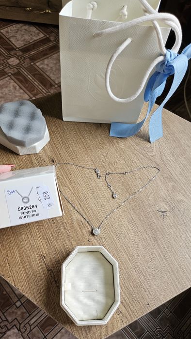 Стилно колие Swarovski