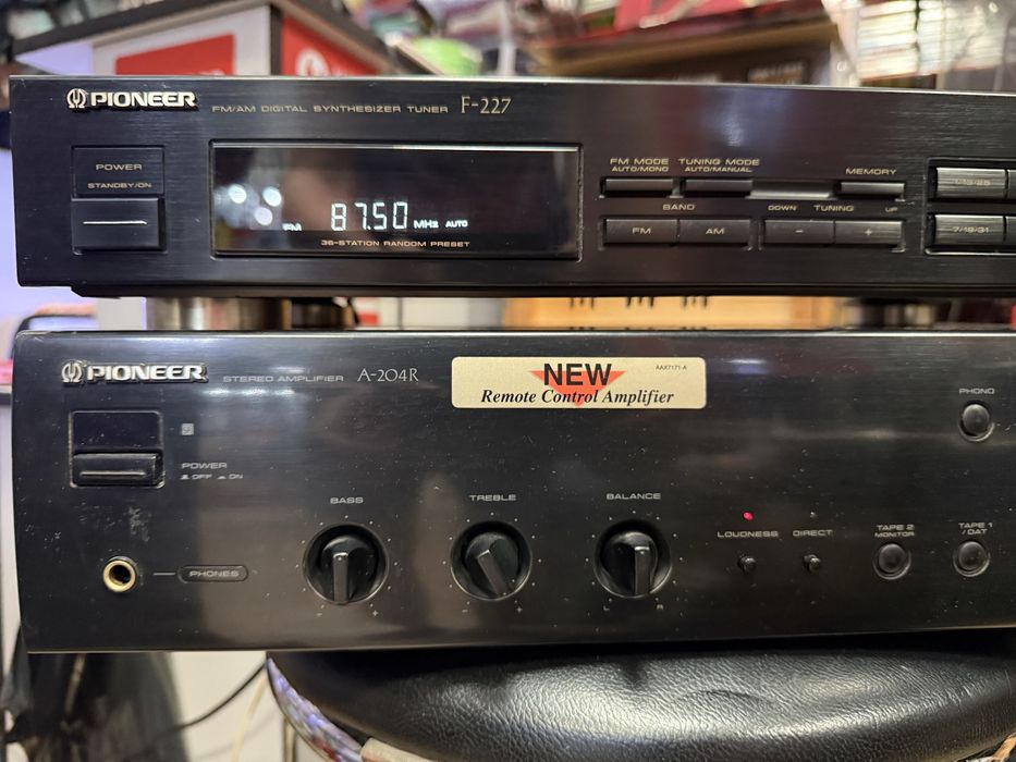 Pioneer F-227 Tuner