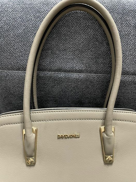 Geanta dama David Jones