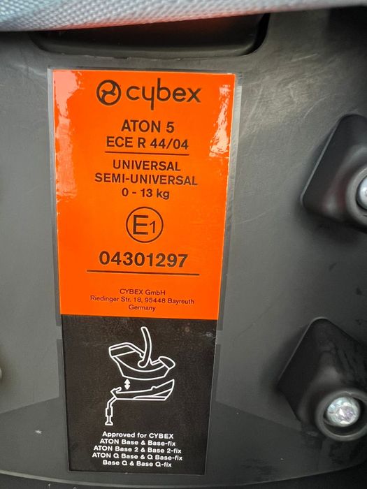 Продам автокресло Cybex с isofix