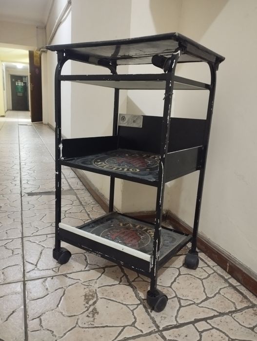 Помощник стол для мастеров