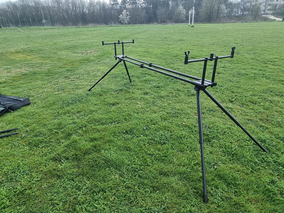 Шаранджийска стойка Delphin RPX-4 + 2 комплекта крака