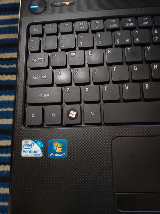 Laptop Acer aspire 5736z