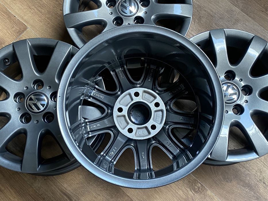 Jante 15 originale vw golf 5 6 7 , touran , jetta , 5x112 , 6.5j et 50