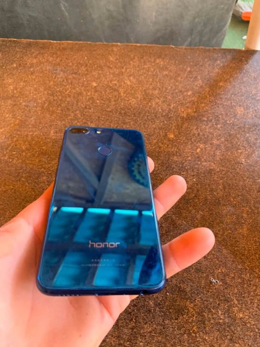Vand sau schimb honor 9 lite nu livrez!!