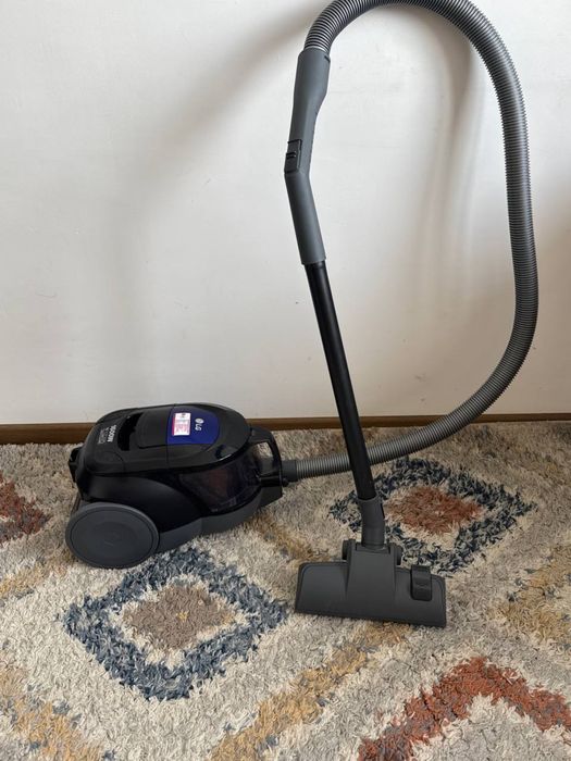 Pelisos LG umuman ishlatilmagan podarka qilingan shu turish yangi