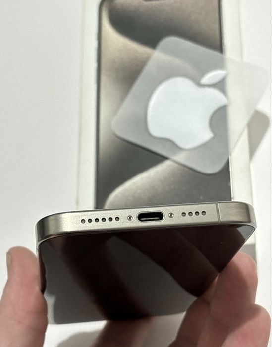 Iphone 15 pro max + Apple watch se 44mm