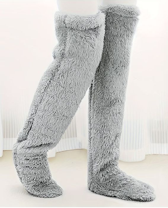 2 пояса согревающих и  эластичных. Гольфы высокие теплые.  Юнусабад