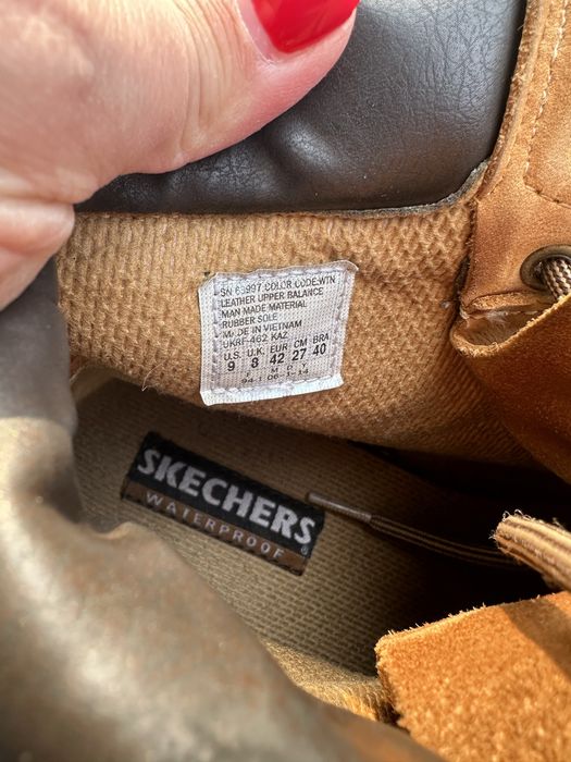 Продам ботинки 42 размера.