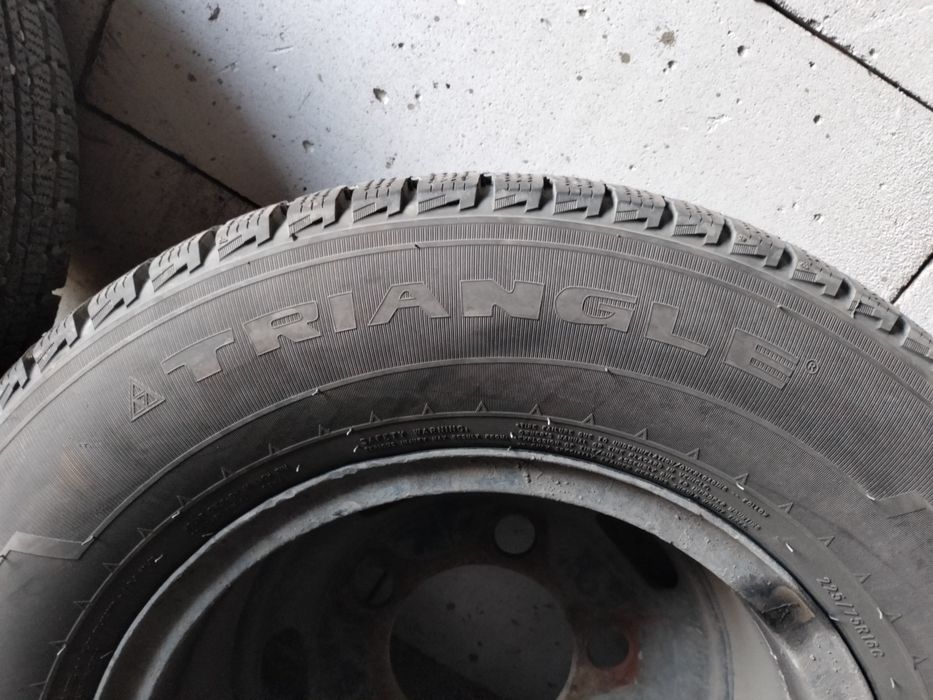 Продаю диски с резинами 225/75/16С