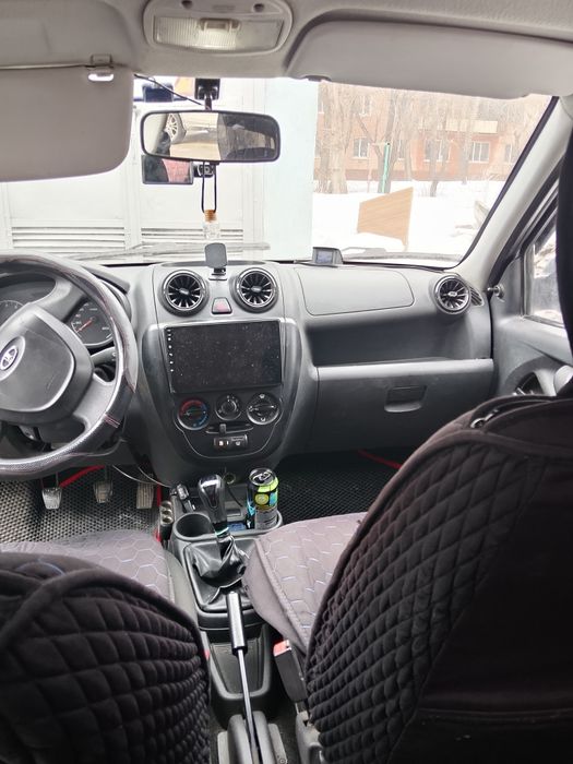 Продам лада гранта 2013 года