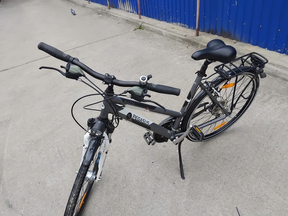 Vând bicicleta Pegasus din aluminiu pentru damă