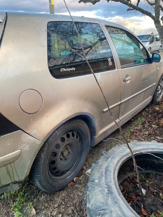 Голф четворка 1.9