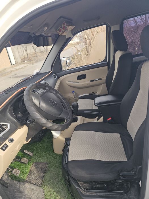 Changan T3 5 o'rindiqlik