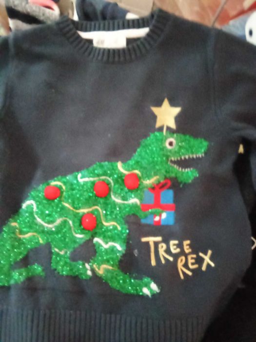 Зимни пуловери 6-8 г.-2 евро.