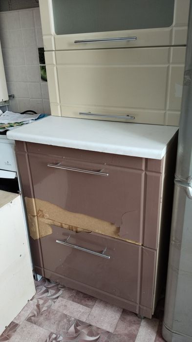 Угловой кухонный гарнитур