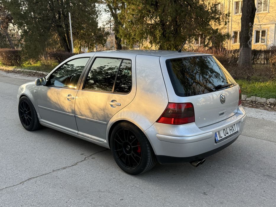 Golf 4  gti 1.8t aum 2003
