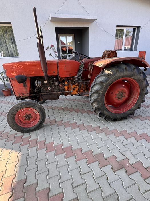 Tractor 445 universal