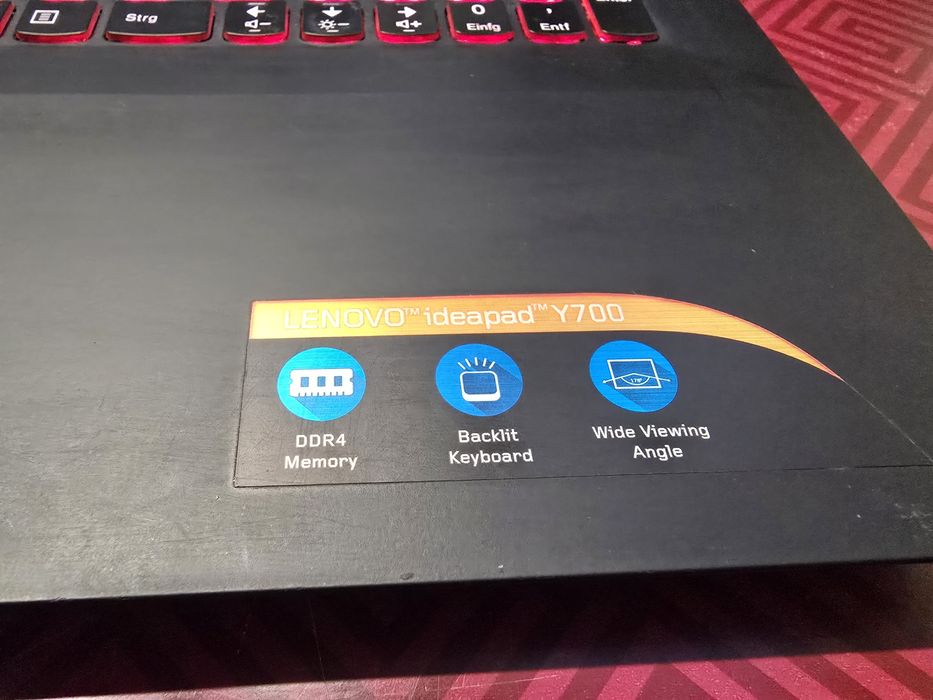 Бюджетен гейминг лаптоп Lenovo IdeaPad Y700, i5, 16gb, GTX 960m