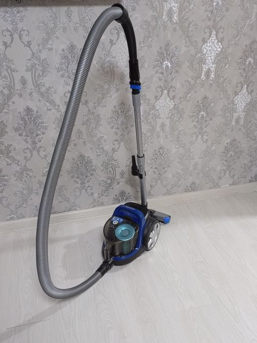 Пылесос Philips синий