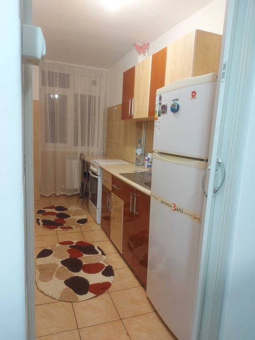 Inchiriez garsonieră