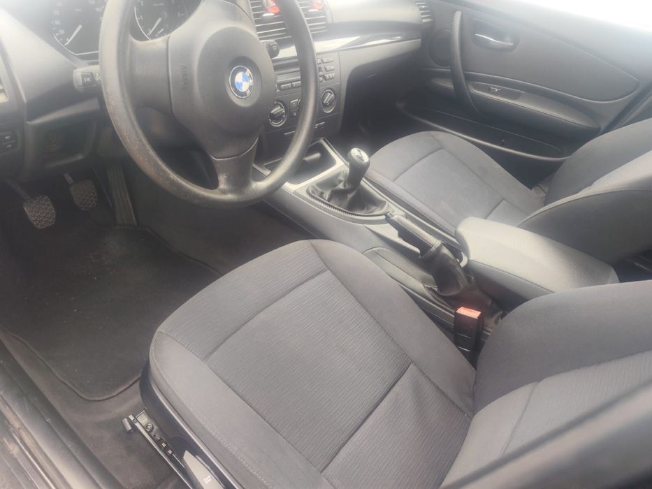 BMW Seria 1 2010 — imagine 4