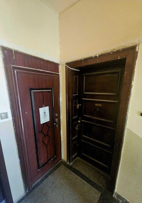 Продава се Тристаен апартамент в София, Център - 118 кв.м за 2139 €/кв.м - Снимка #15