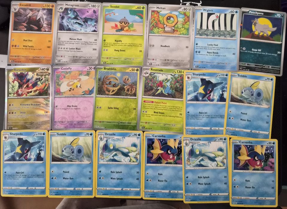 Vand colectie Pokemon