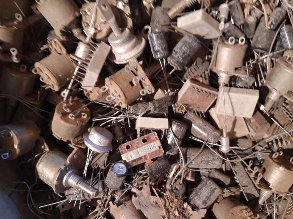 Продам радио детали.