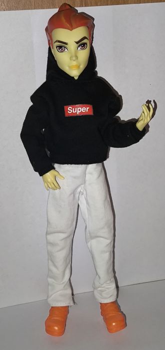 Продаю куклу монстер хай/ Monster high Хит