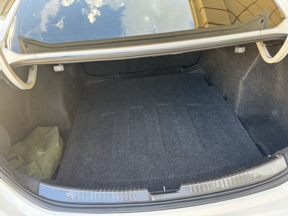 Malibu2 2.4 18yil 15900!