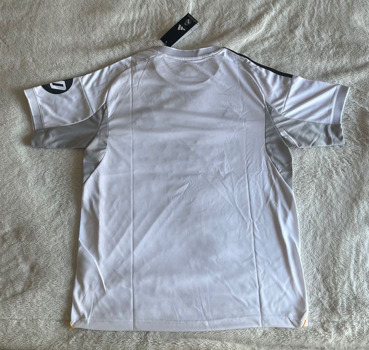 Real Madrid 25/26(Home Kit)-Cu etichete
