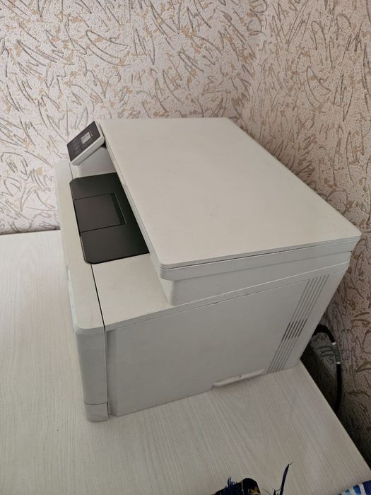 Принтер hp 180color lase jet pro mfp 180n