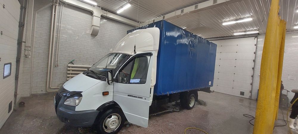 Продам Газель бизнес 2013 гв.,4 метровая.