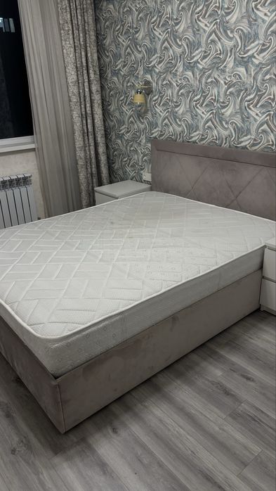 Кровать двухспальная