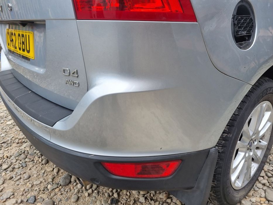 Bara spate Volvo XC60 - SUV 4 Usi ELECTRIC SILVER 477 (1523)