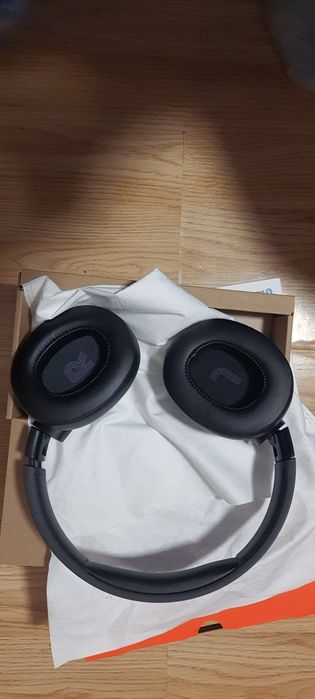 Casti JBL bluetooth pure bass sound