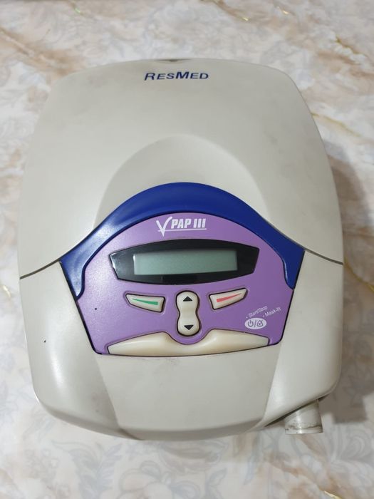 Cipap аппарат. Аппарат для лечения храпа и апноэ