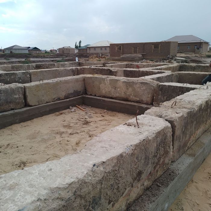 Jay satiladi razvilkide 12 sotik