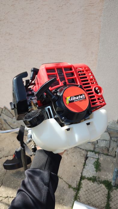 Бензинов тример за трева , косачка , храсторез